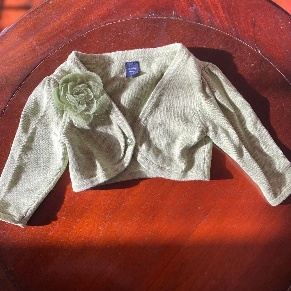 🧩 3/$20 Gap Green Shrug Sweater Size 2T